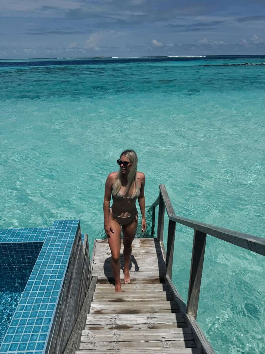 Eva Pavlović Mori na plaži