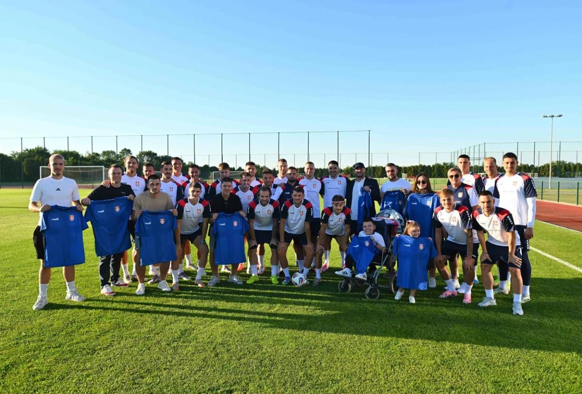 Ognjen Ugrešić i reprezentativci Srbije