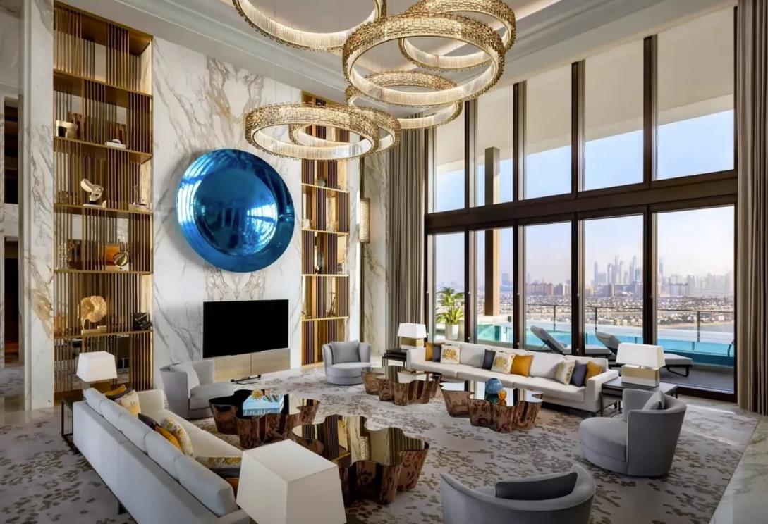 Royal Mansion Dubai (2).png