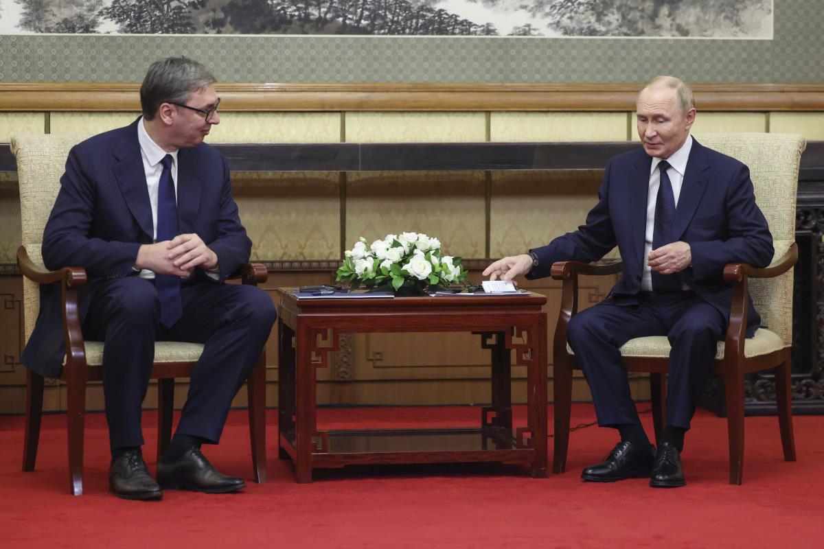 1 AP Maxim Shemetov.jpg