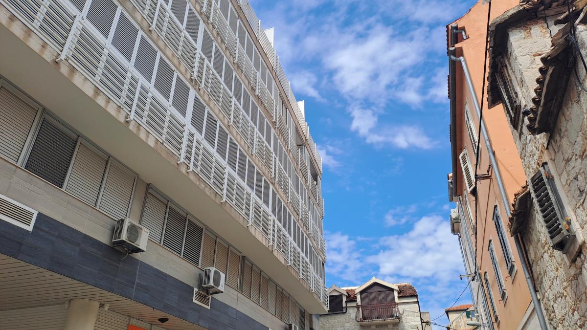 Zgrada u kojoj je živeo Oliver Dragojević