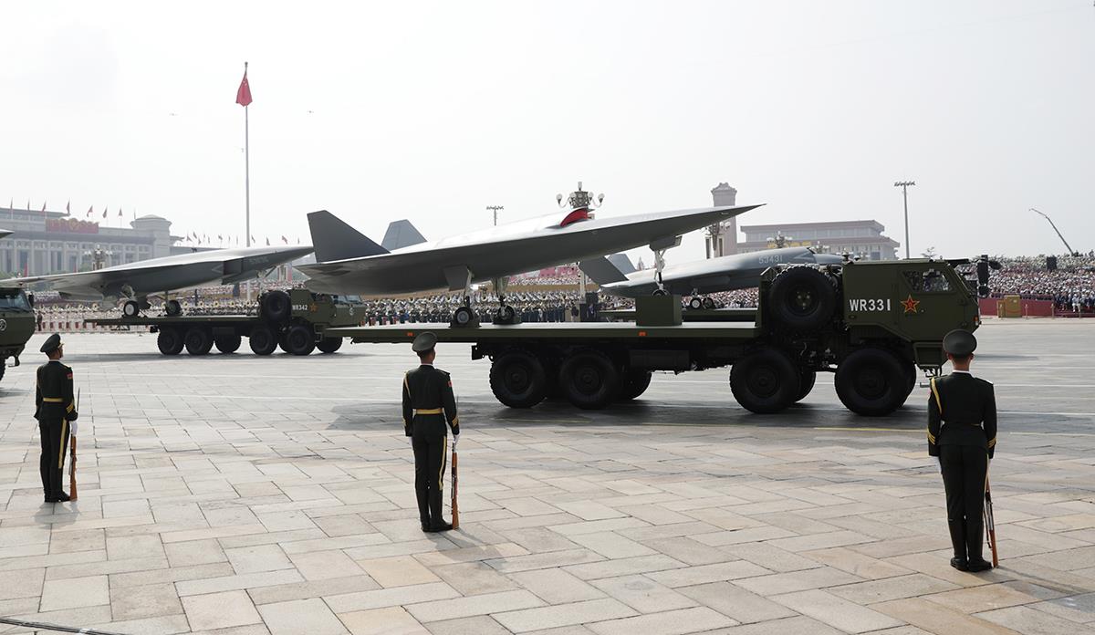 Vojna parada Kina oružje (8).jpg