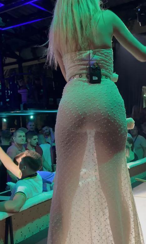 Rada Manojlović na koncertu