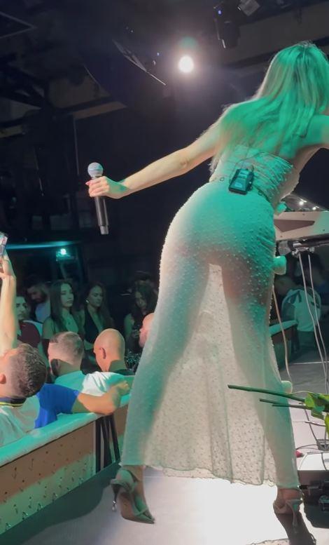 Rada Manojlović na koncertu