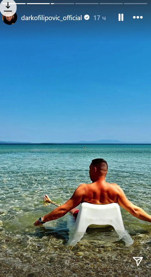 Darko Filipović uživa na plaži