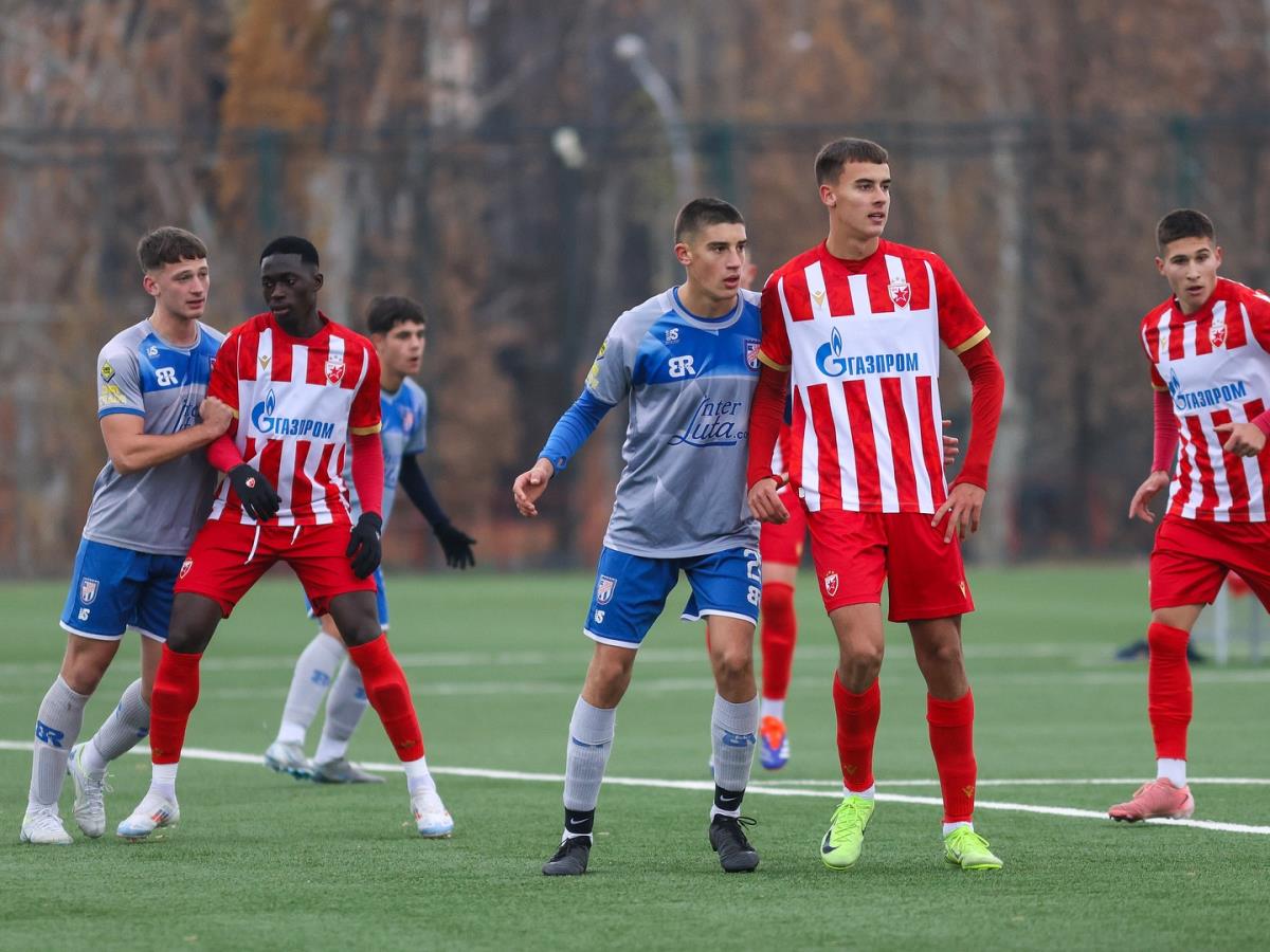 Ognjen Teofilović, mladi fudbaler Crvene zvezde