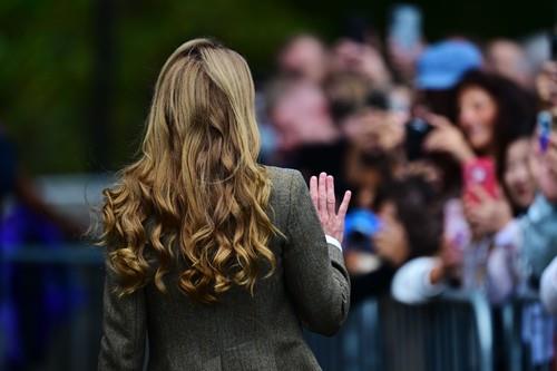 Princeza od Velsa sa novom frizurom u Prirodnjačkom muzeju