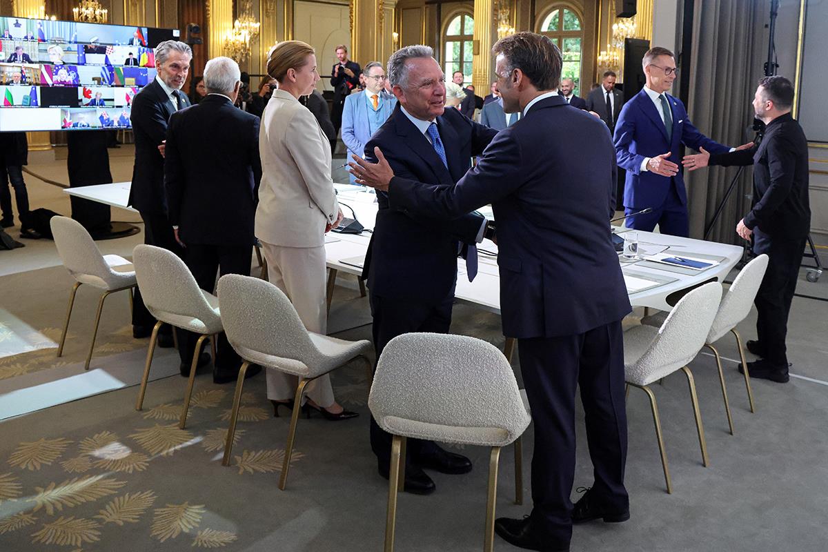 Volodimir Zelenski Emanuel Makron (17).jpg