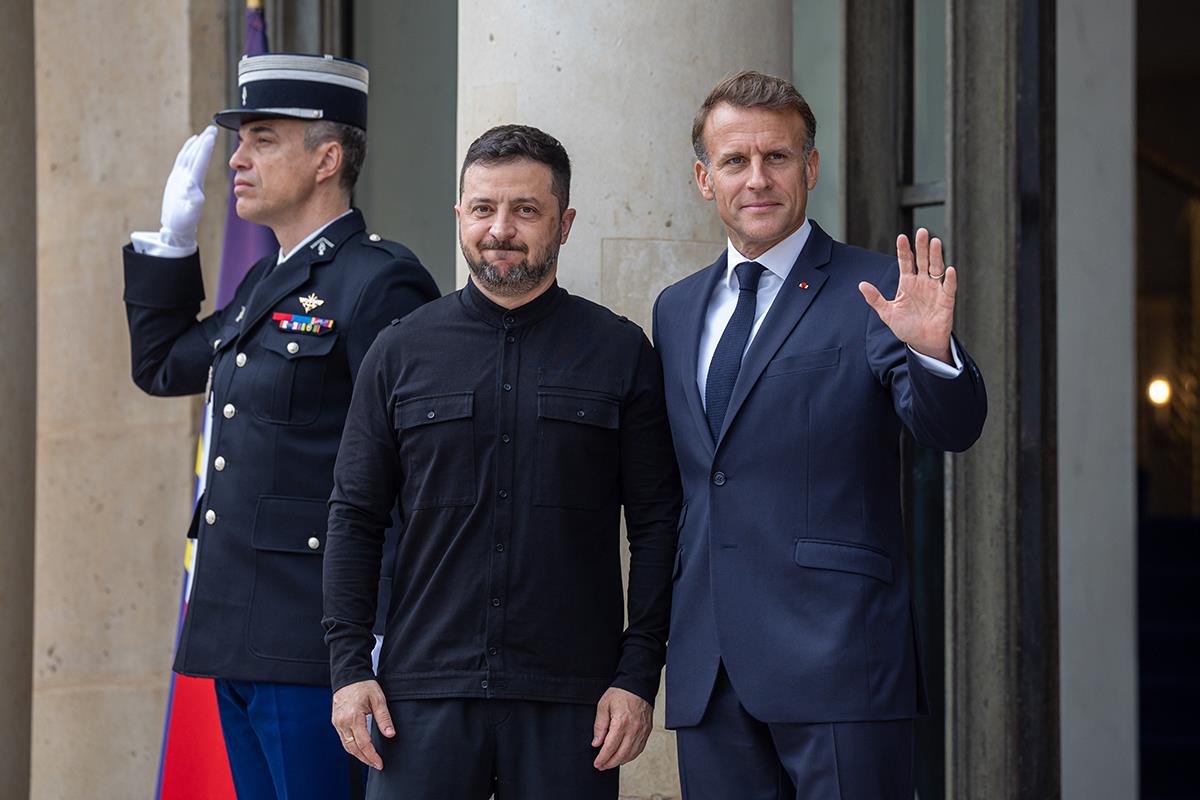 Volodimir Zelenski Emanuel Makron (11).jpg