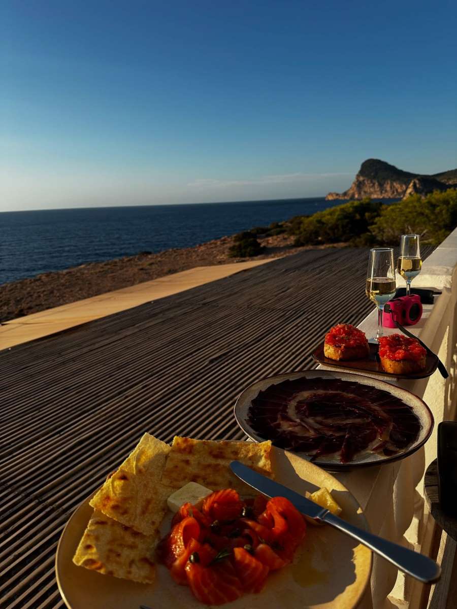 Una Čolić uživa na letovanju