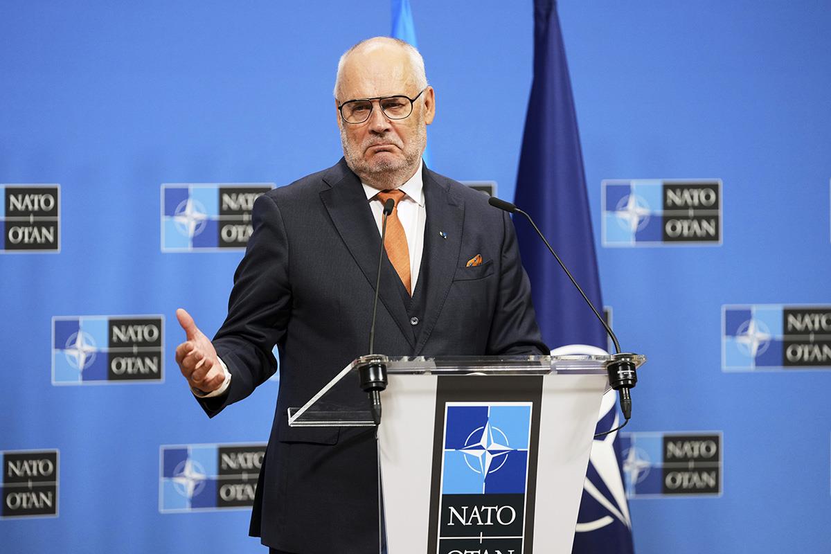 x AP Virginia Mayo.jpg