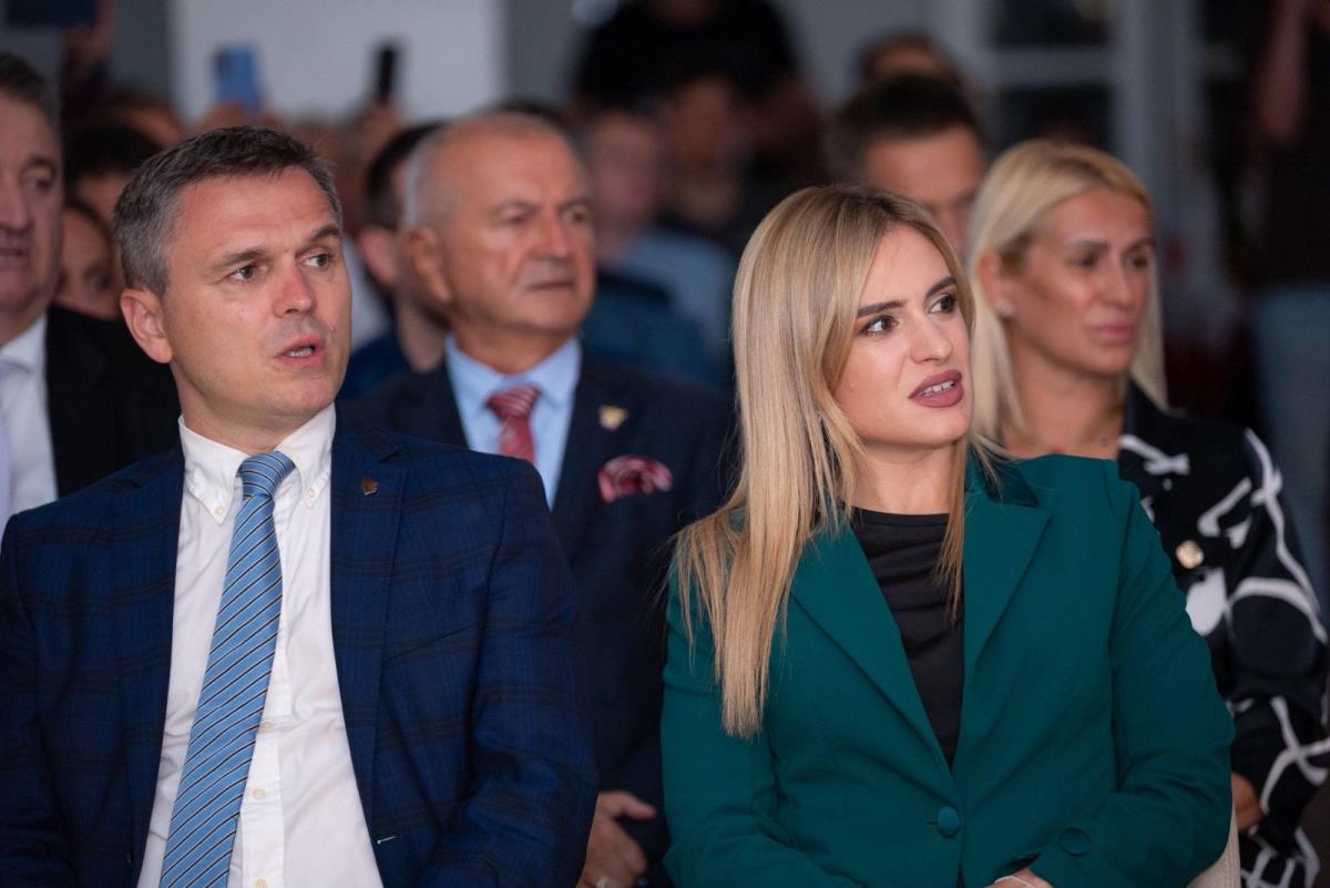 WhatsApp Image 2025-09-06 at 21.15.16_134be597.jpg