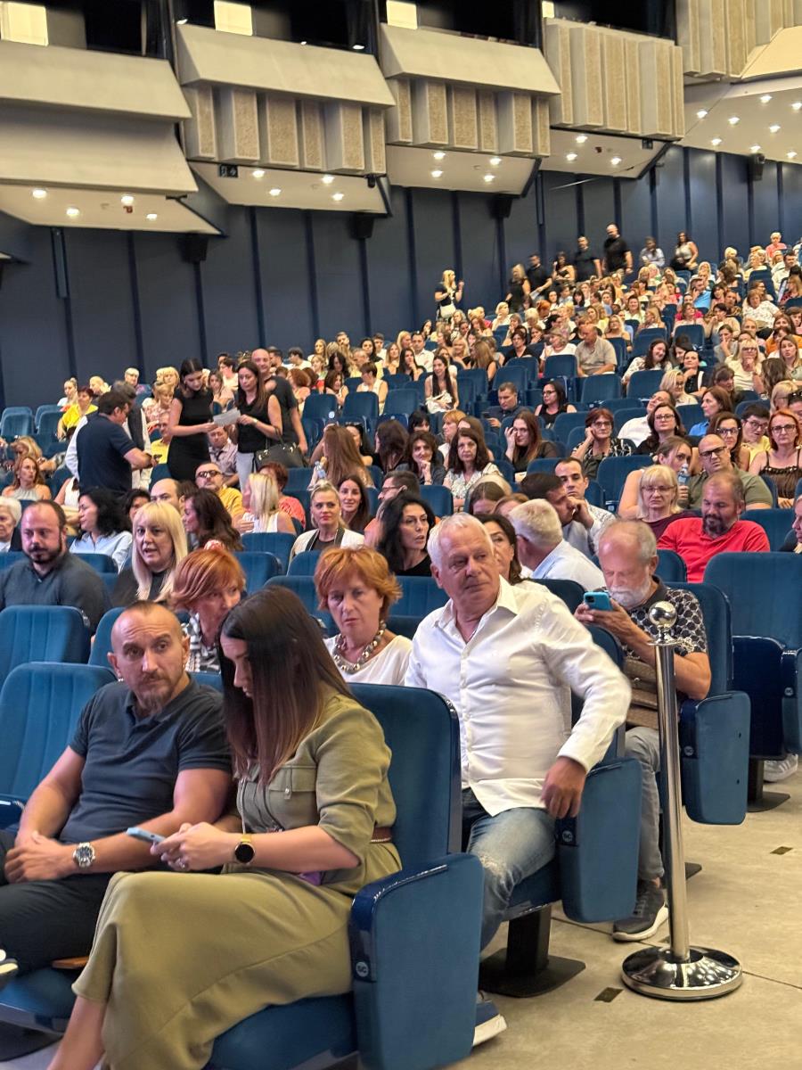 WhatsApp Image 2025-09-07 at 19.58.12_10140e25.jpg