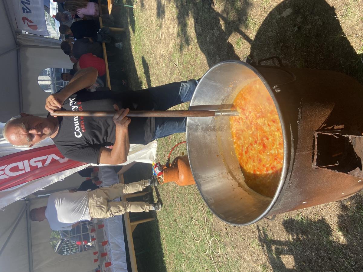 Najbolji sataraš i hajdučki ćevap od mangulice jeli se u Zablaću kod Čačka