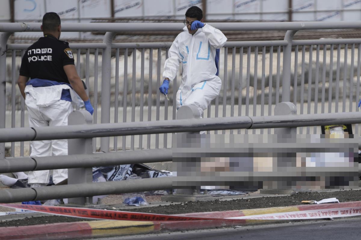 101 AP Mahmoud Illean copy.jpg