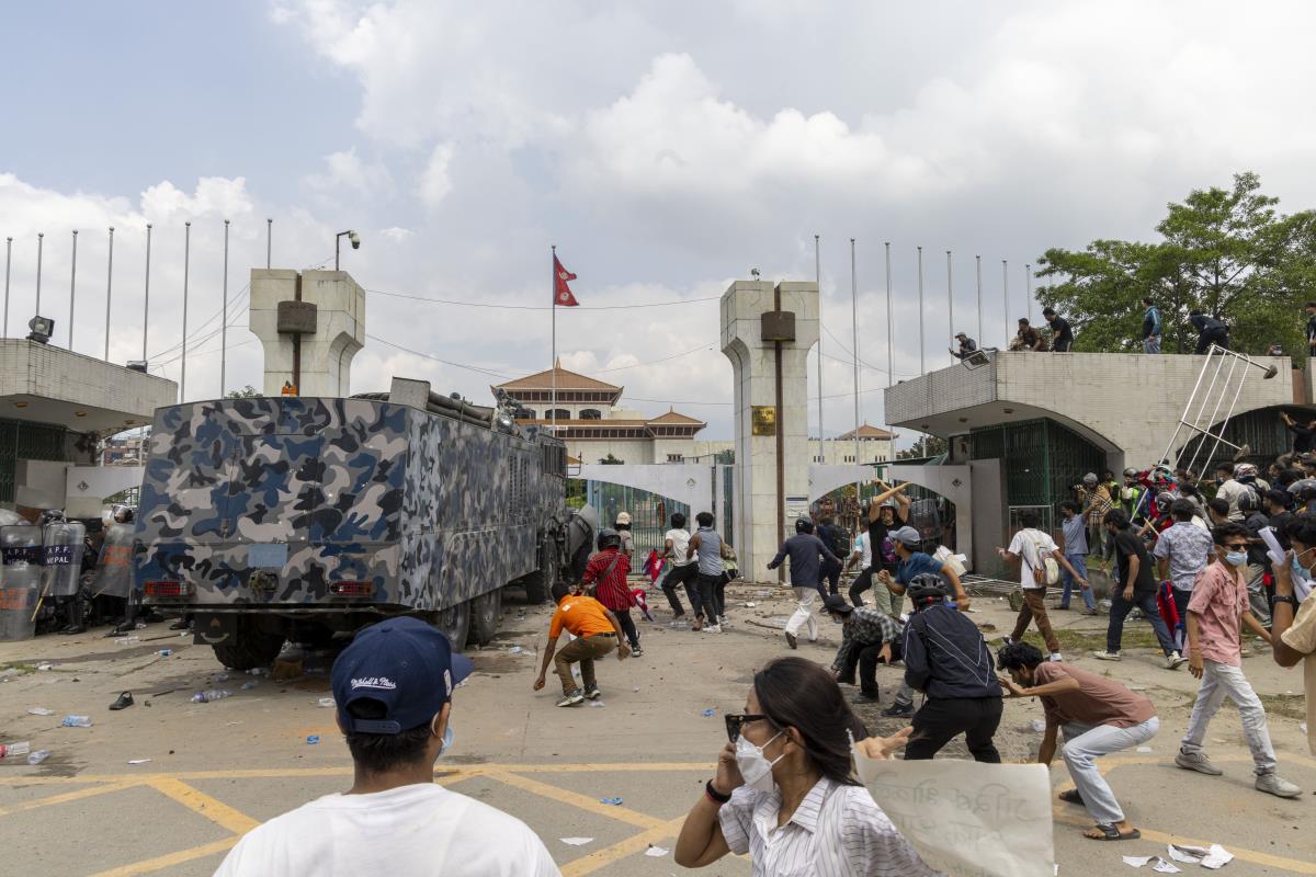 112 EPA Narendra Shrestha.jpg