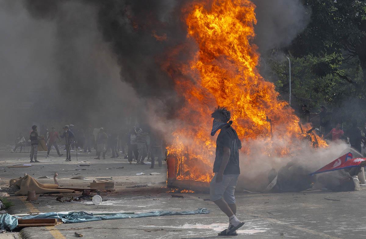 Nepal protesti (5).jpg