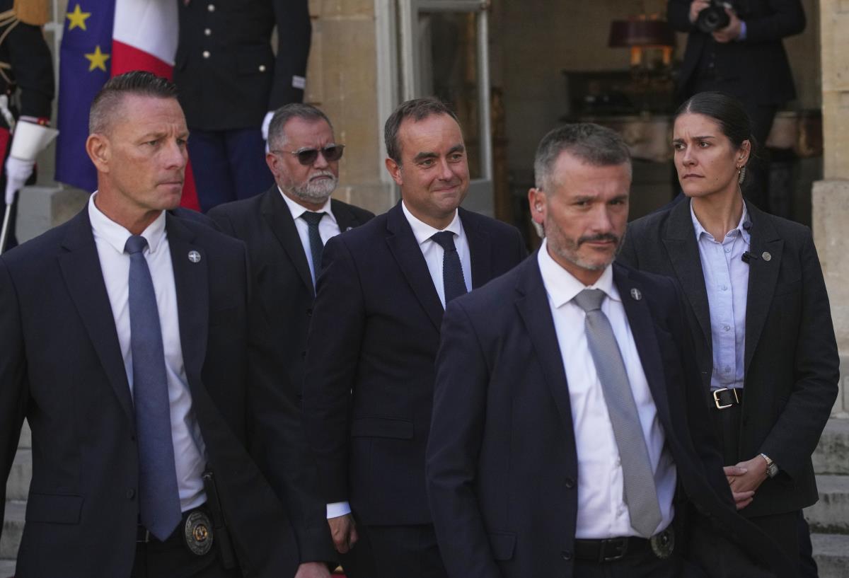 lecornu02 AP Christophe Ena.jpg