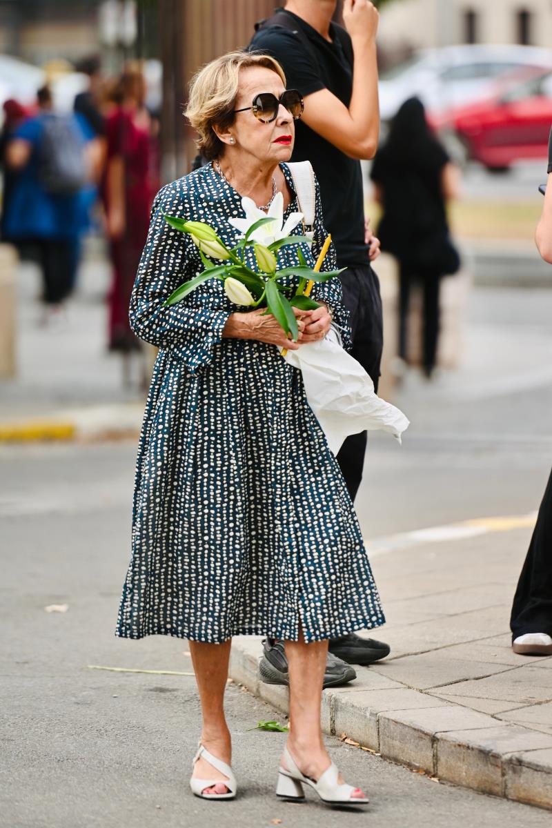 Svetlana Bojković na ispraćaju za kremaciju Mihaila Vukobratovića