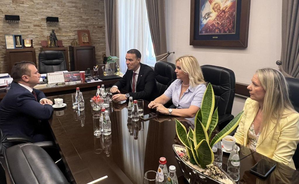 Diplomate u Kruševcu 3.jpg