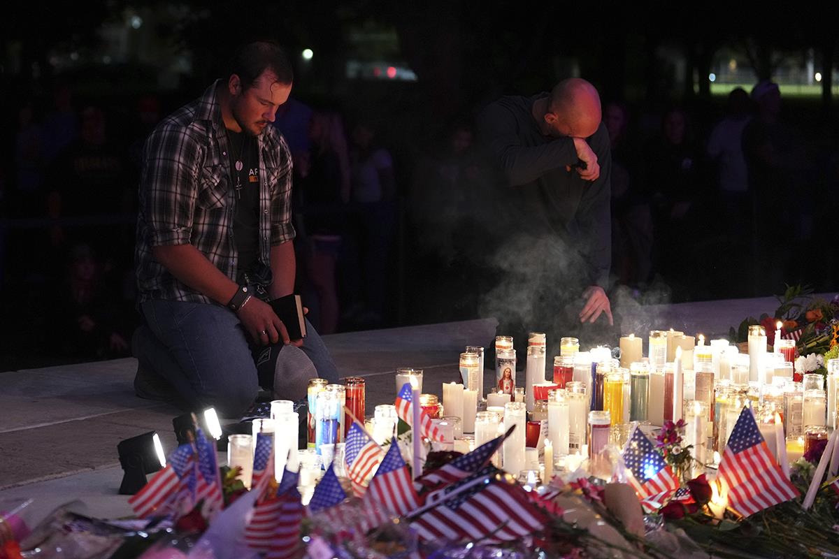 x04 AP Lindsey Wasson.jpg