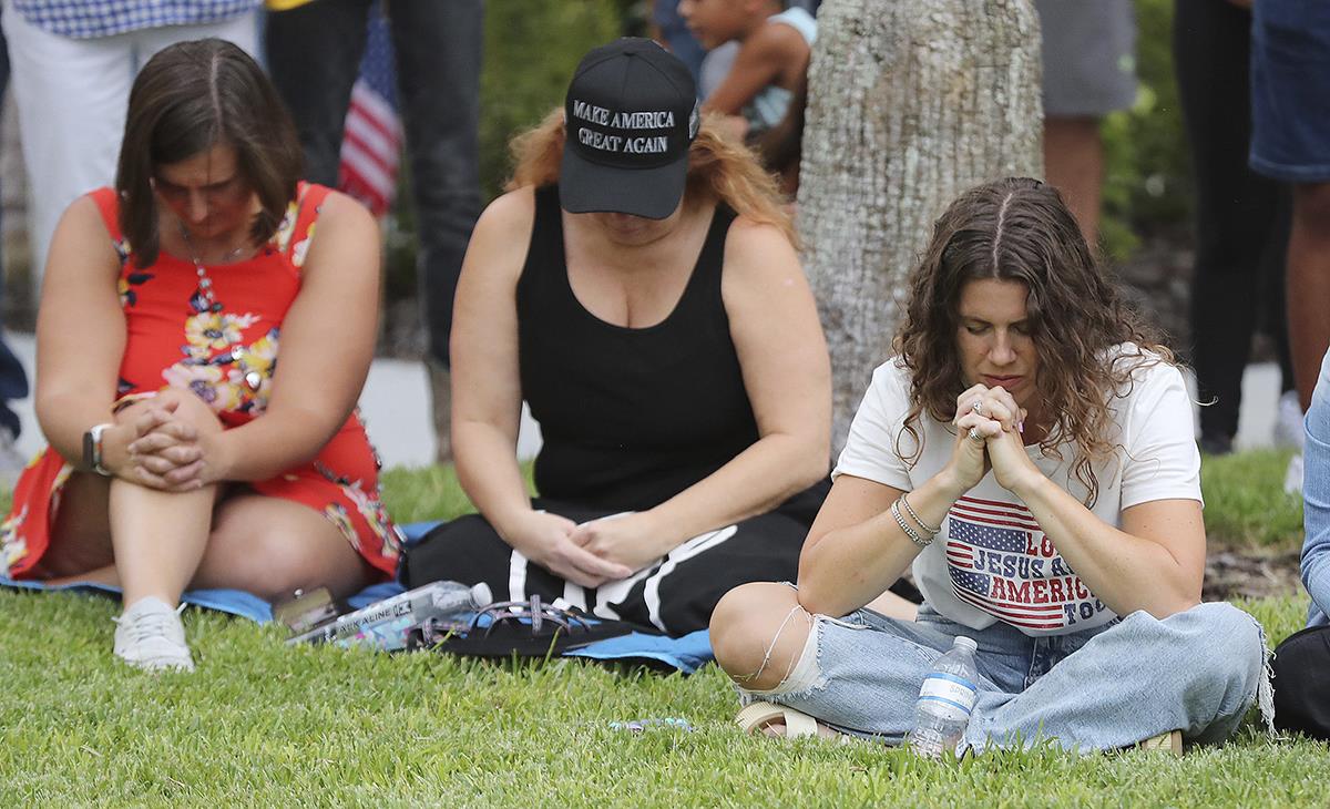 x AP Stephen M Dowell.jpg