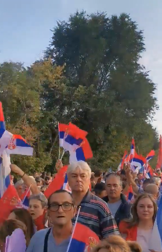 Veseli se srpski rode u Petrovaradinu