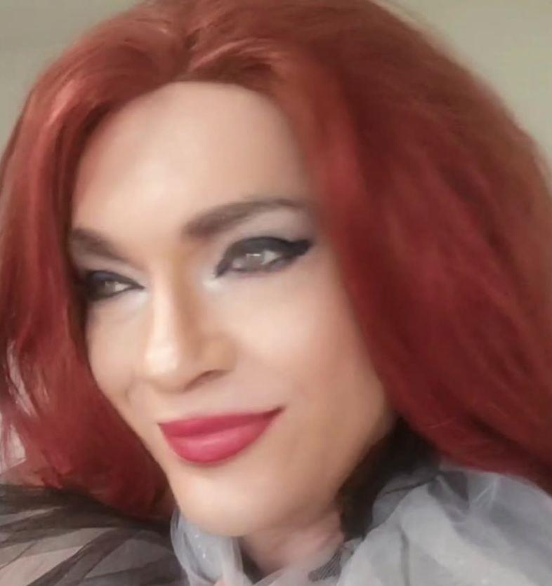 Danijela Pinter oblači se kao žena