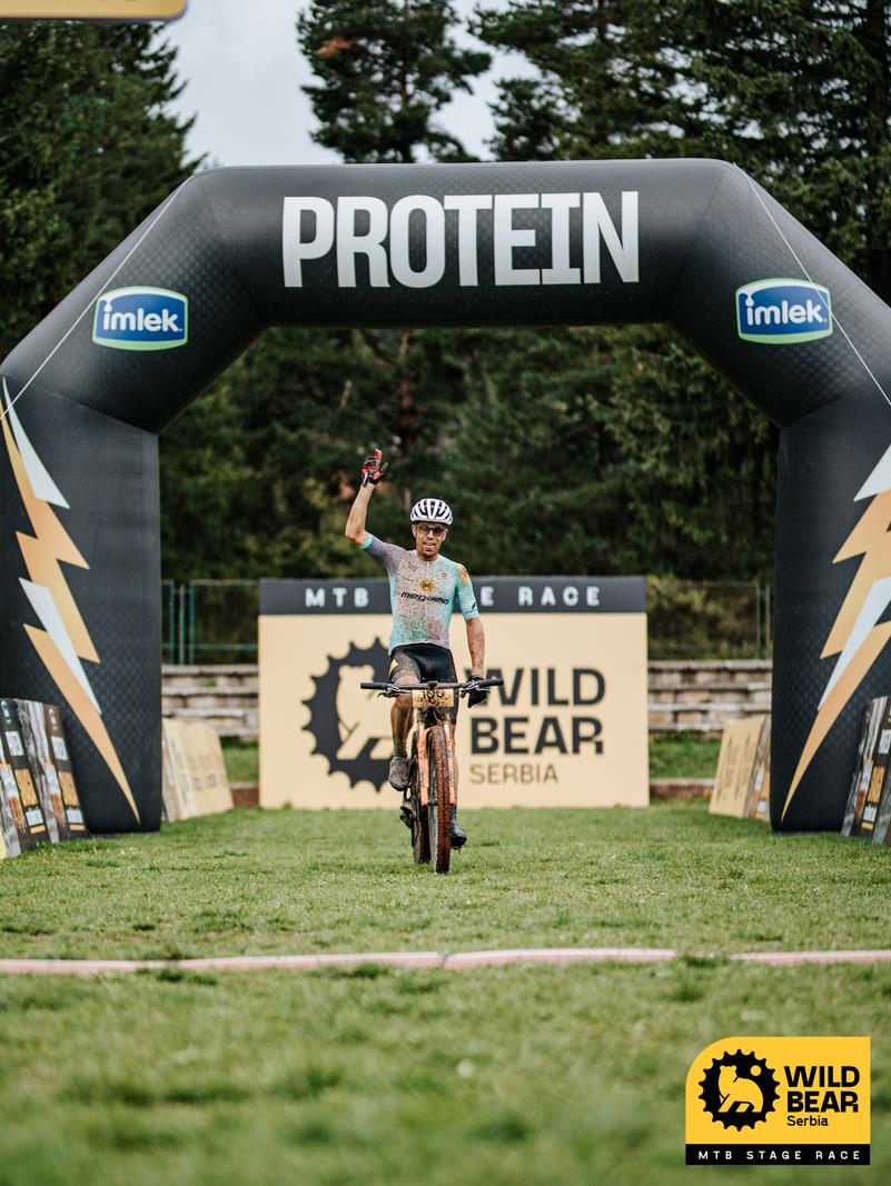 Wild bear-Photo-ShadowHunter (572 of 1228)-2.jpg