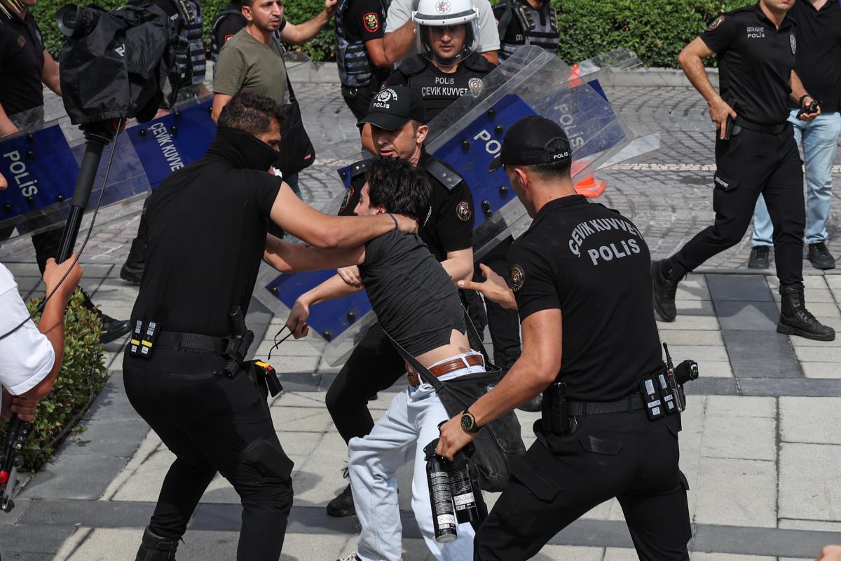 105 EPA Can Ozer.jpg