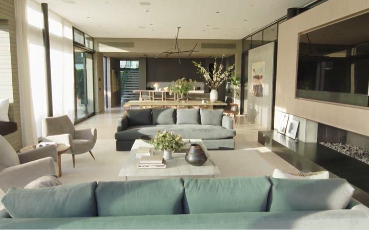 Luka Dončić, Marija Šarapova, Vila