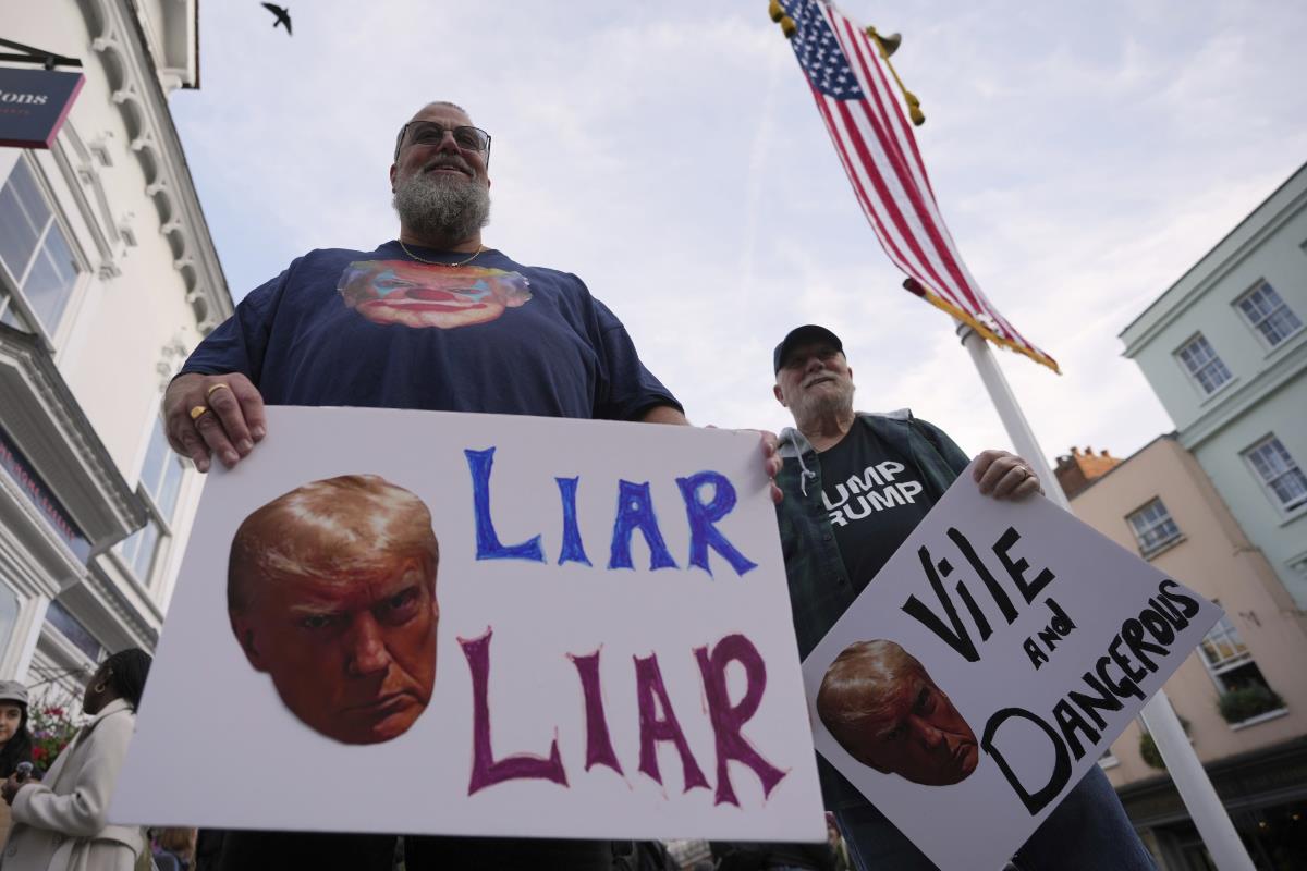 mina06 AP Kin Cheung.jpg