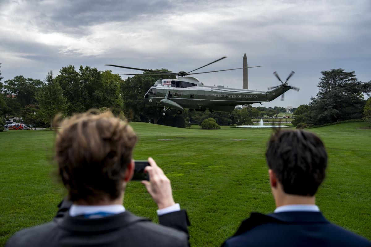 mina EPA Bonnie Cash  Pool.jpg