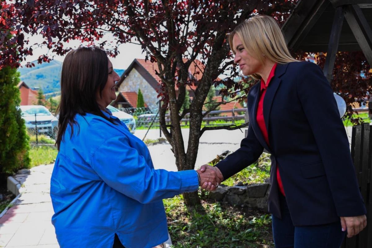 WhatsApp Image 2025-09-17 at 13.33.48 (6).jpeg