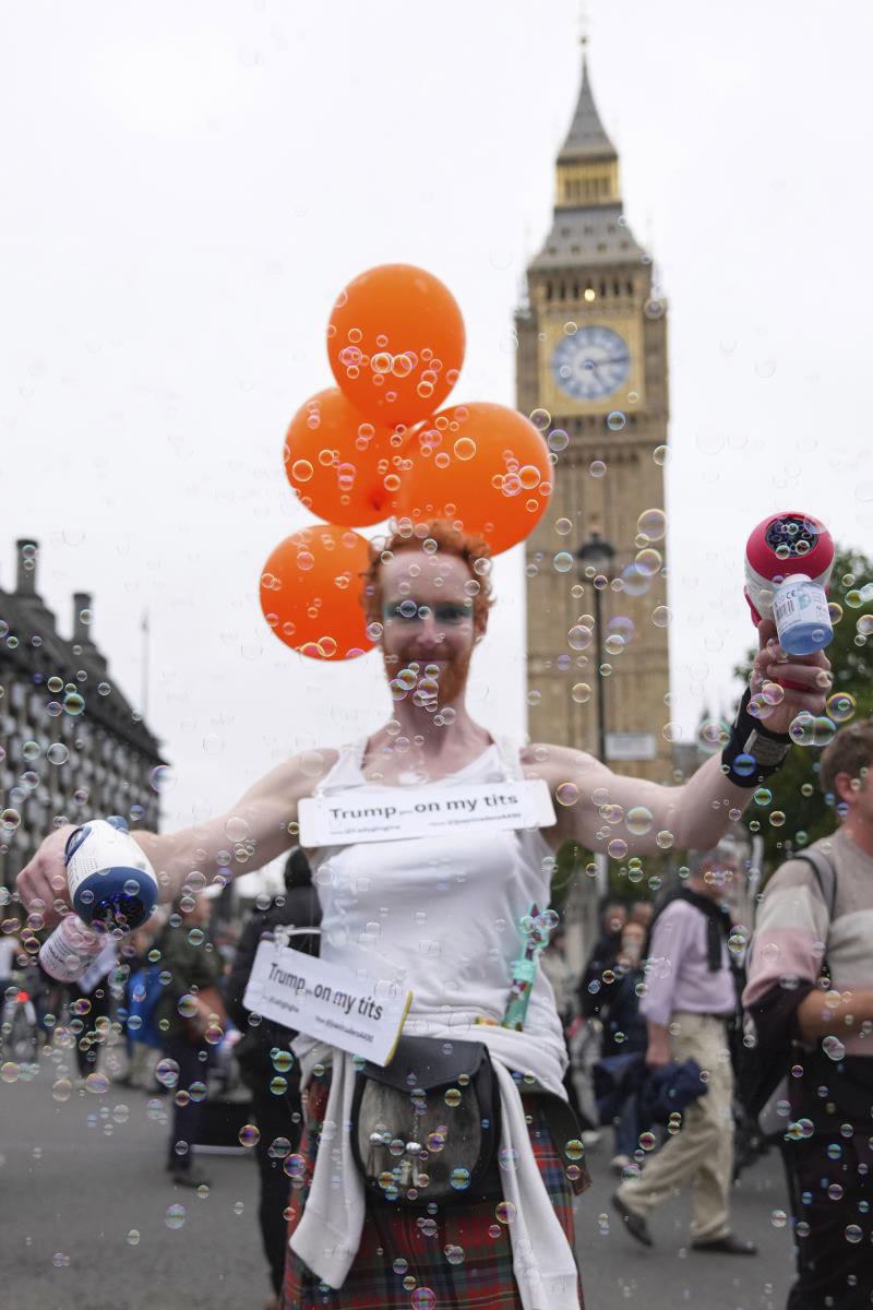 trump01 AP Joanna Chan copy.jpg