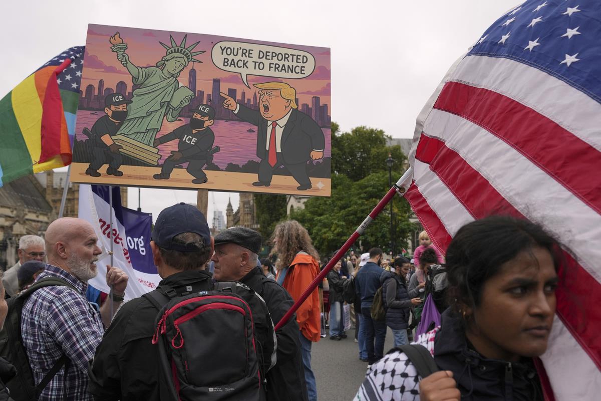 trump AP Kin Cheung copy.jpg