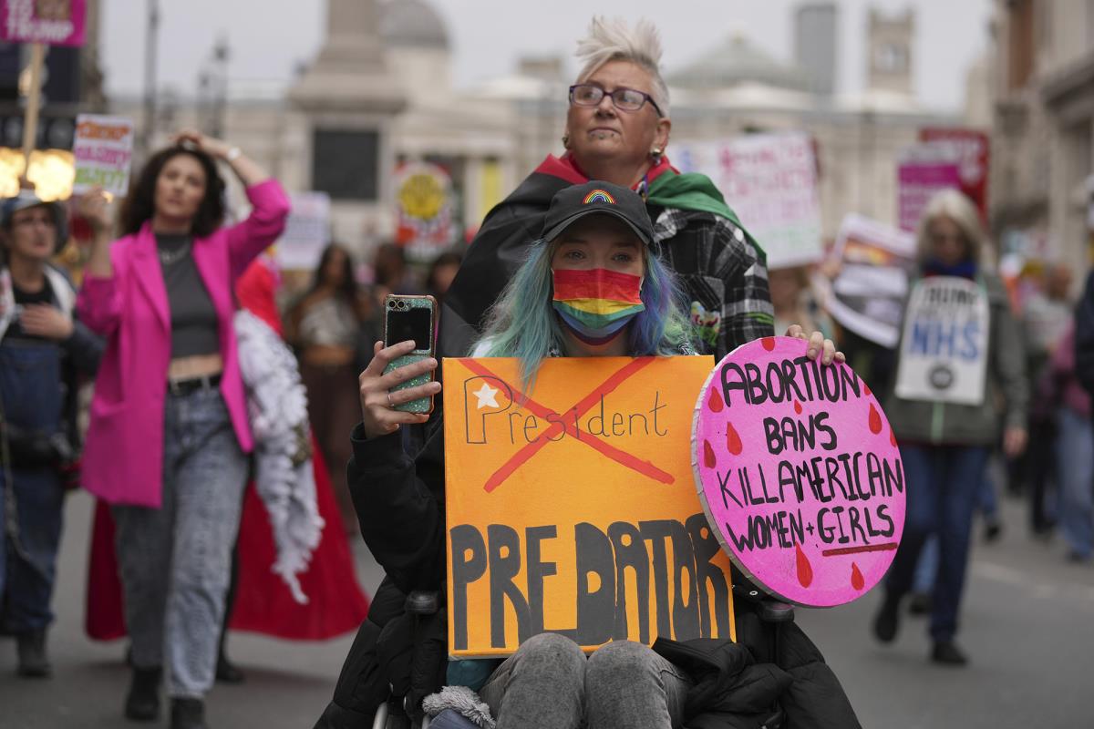 trump05 AP Kin Cheung copy.jpg