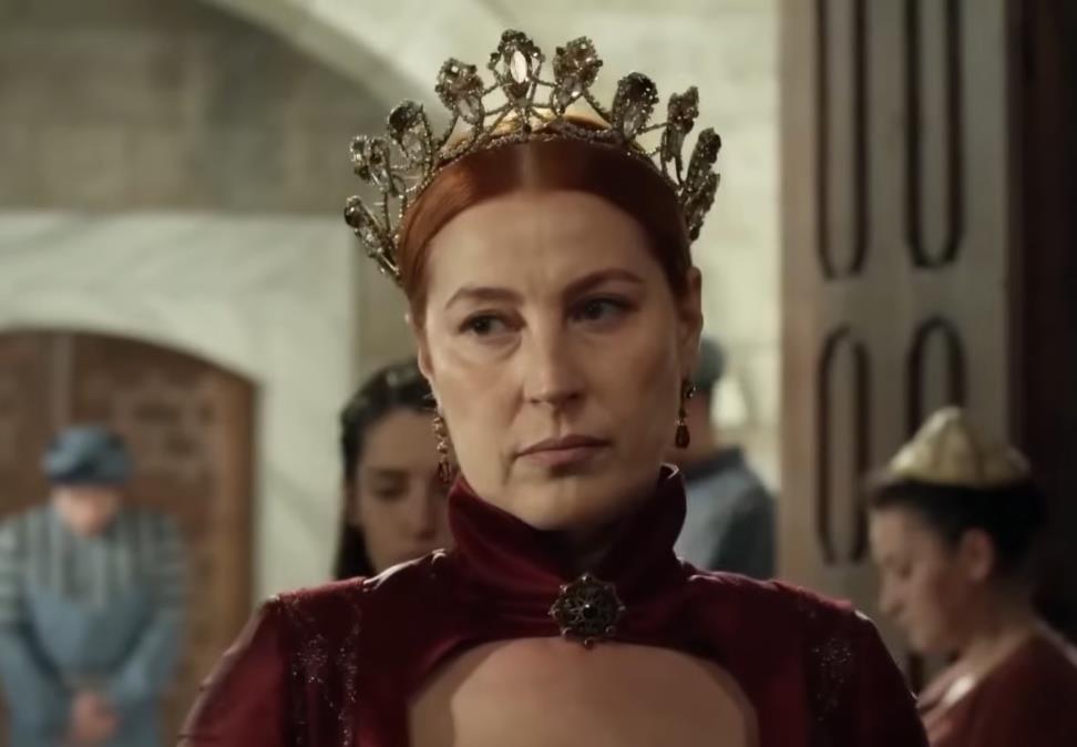 Vahide Perčin kao sultanija Hurem u seriji Sulejman Veličanstveni