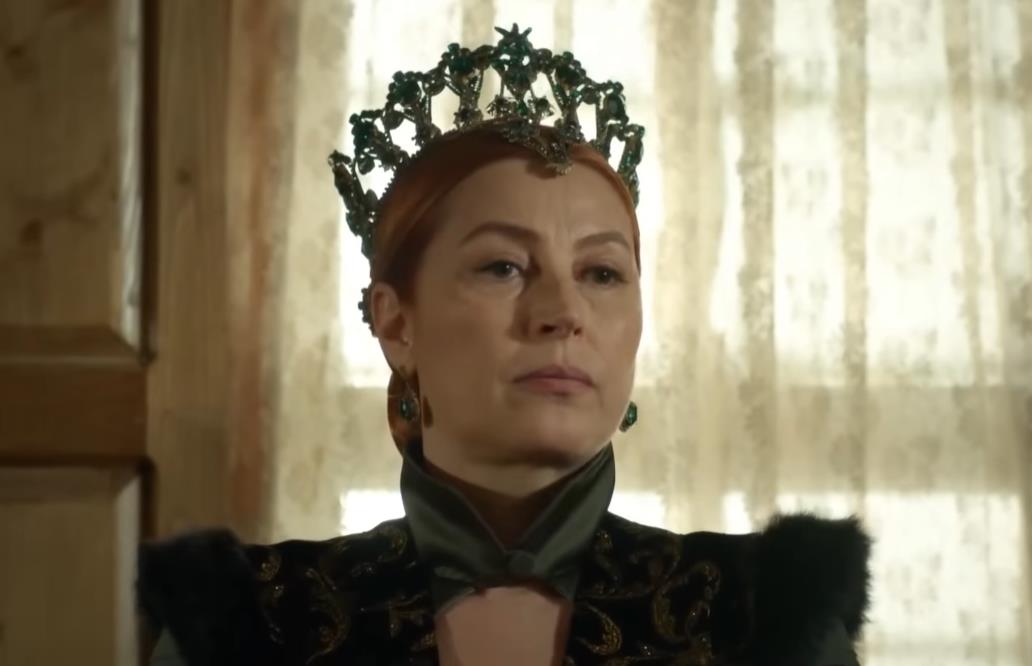 Vahide Perčin kao sultanija Hurem u seriji Sulejman Veličanstveni