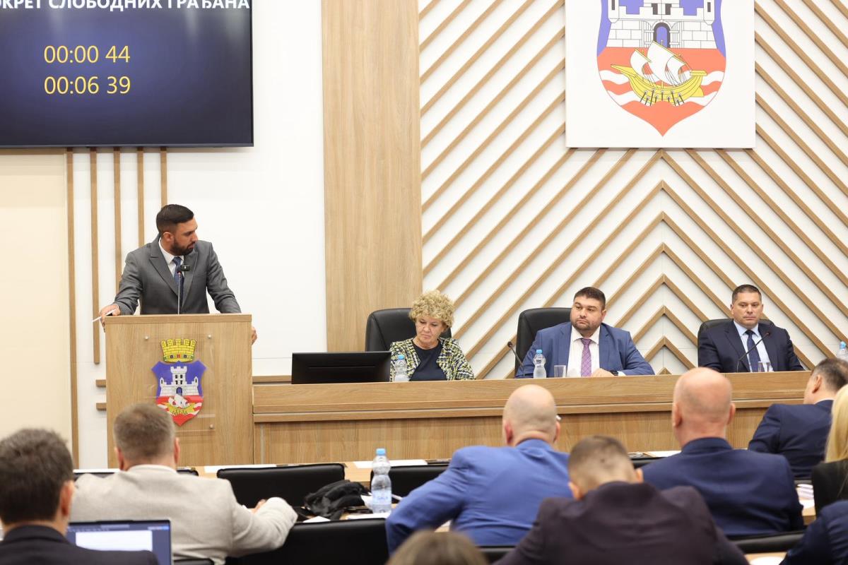 WhatsApp Image 2025-09-19 at 10.25.42_65d8cb0b.jpg