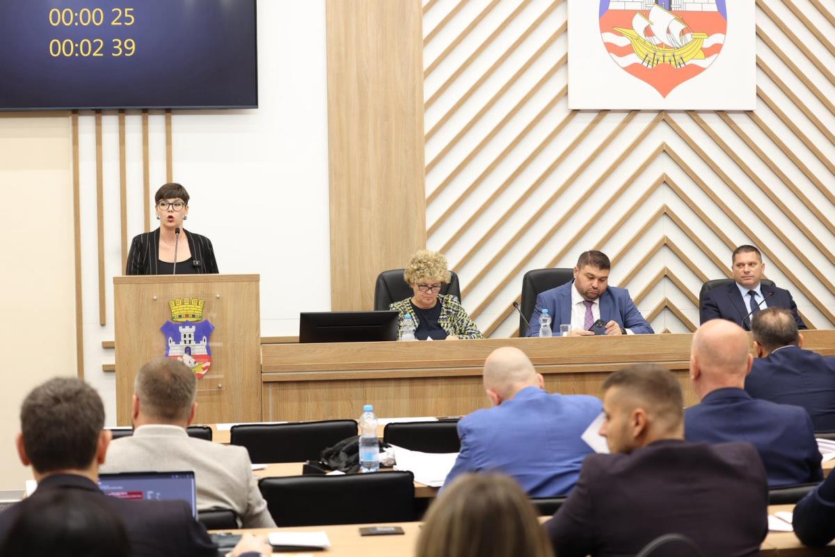 WhatsApp Image 2025-09-19 at 10.30.24_04304e41.jpg