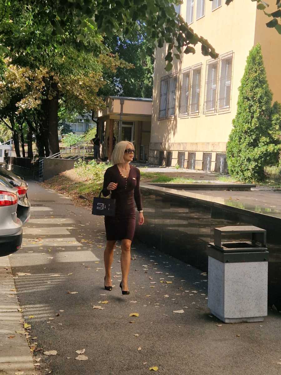 WhatsApp Image 2025-09-19 at 14.22.08_24431333.jpg