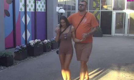 Janjuš i Dušica razgovaraju o vezi u rijalitiju