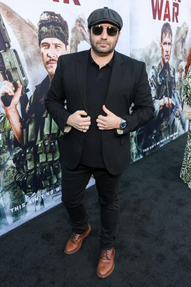 Bred Everet Jang na premijeri filma Primitive War