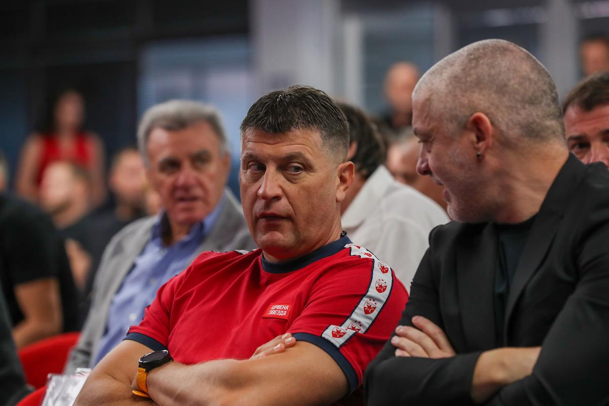 Vladan Milojević na komemoraciji Dejanu Milovanoviću