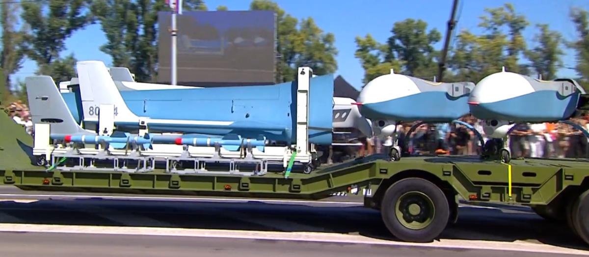 2025-09-20 12_17_36-WhatsApp.png