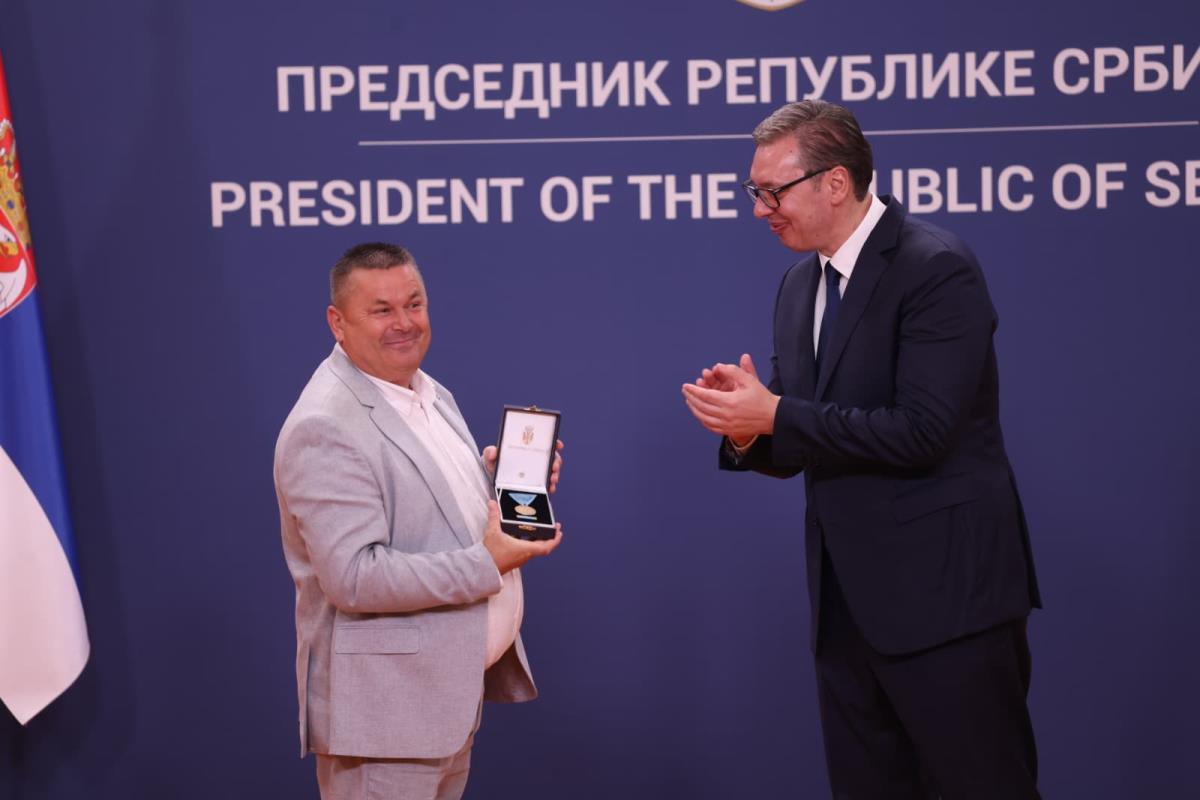 WhatsApp Image 2025-09-20 at 15.39.55 (1).jpeg