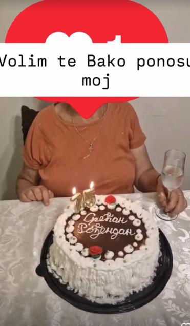 Sofija Janjićijević čestitala baki rođendan