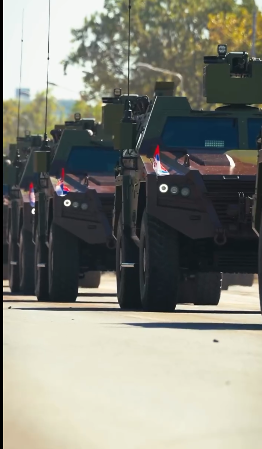 Vojna parada (11).png