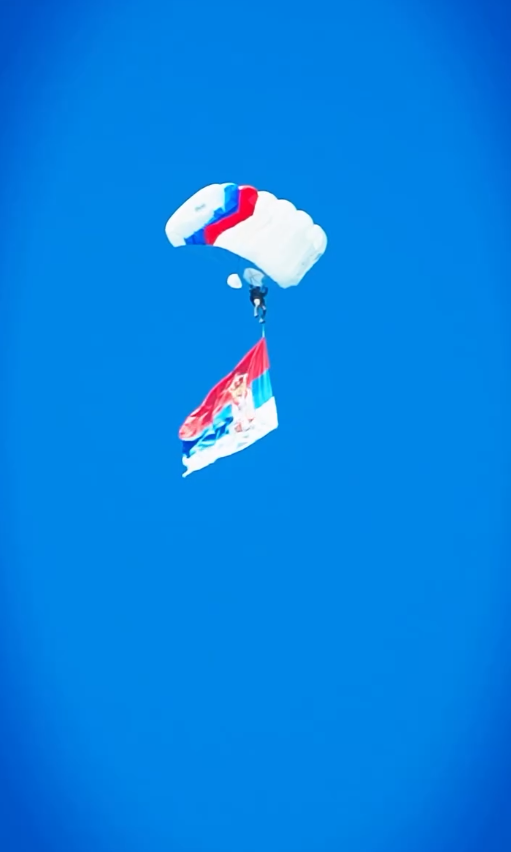 Vojna parada (6).png